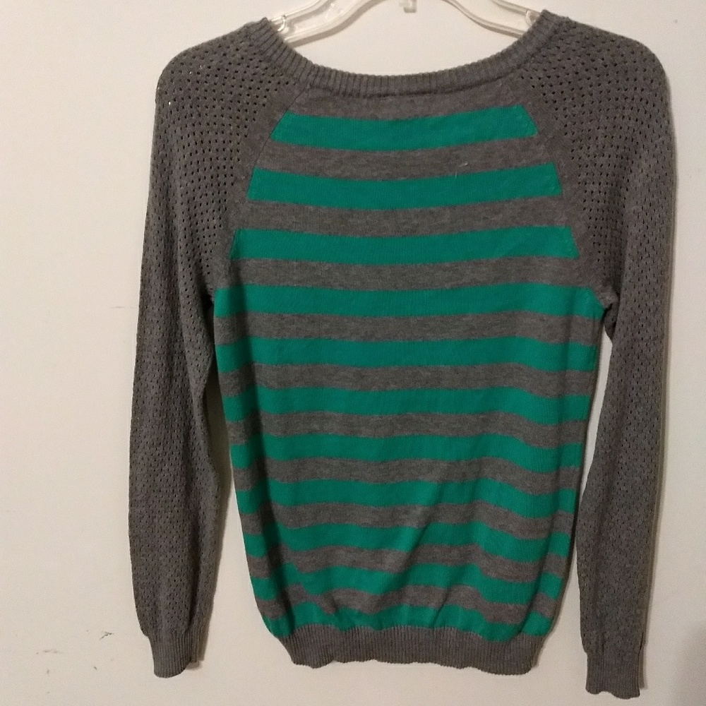 Rue 21 pullover sweater size M